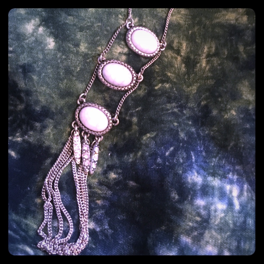 STERLING SILVER!Three stone necklace with tassel.